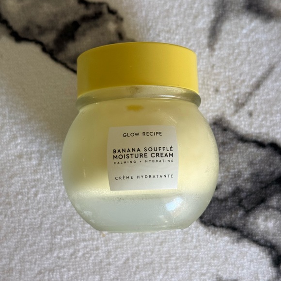 NWT Glow Recipe Banana Soufflé Moisture Cream - Picture 2 of 2
